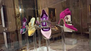 Manolo-Blahnik-ART-OF-SHOES-